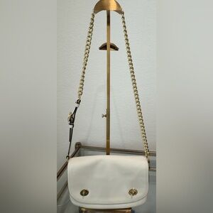 Coach Caulk White Leather Turnlock Chain Shoulder/Crossbody Gold Hardware 25361